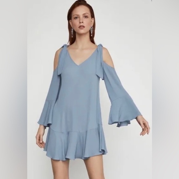 NWT BCBGMaxAzria Ellison Knot Detail Cold-Shoulder Dress. Women’s Size S - Picture 1 of 11